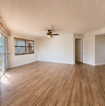 Building Photo - 2646 SE 19th Ct