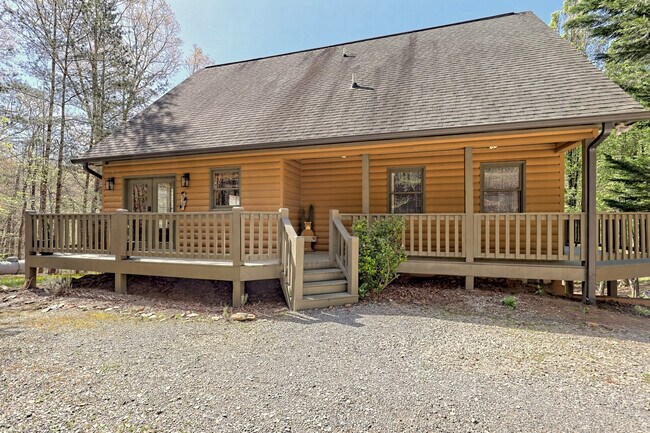 Foto del edificio - 45 Oak Ridge Ct