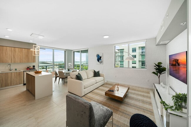Building Photo - 3886 Biscayne Blvd