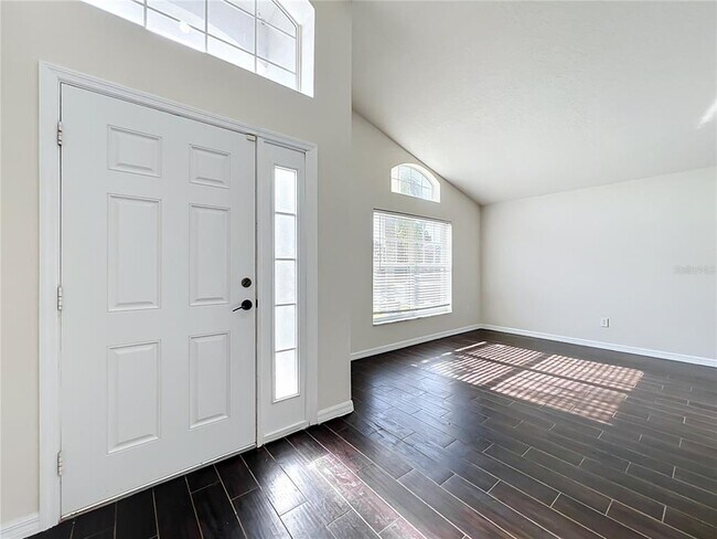 Foto del edificio - 1045 Willow Branch Dr