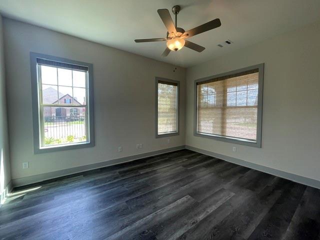 Building Photo - 4801 Park View Pl