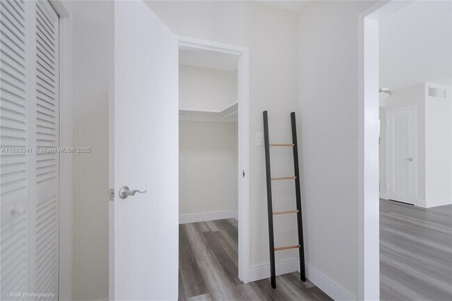 Foto del edificio - 1000 West Ave