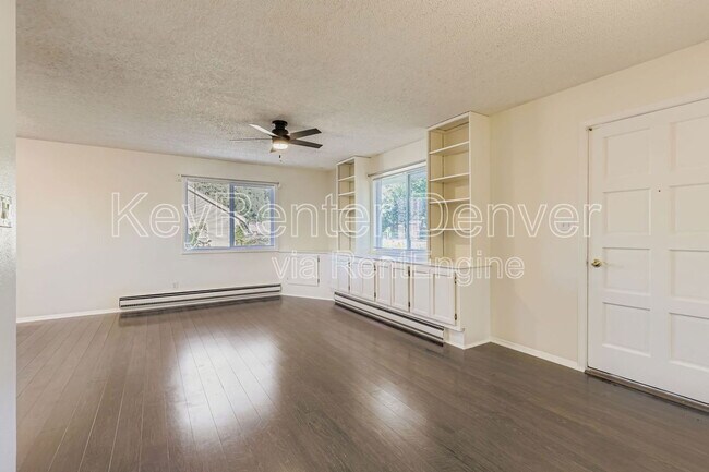 Building Photo - 11850 W Independence Ave