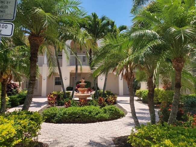 Building Photo - 4240 Central Sarasota Pky