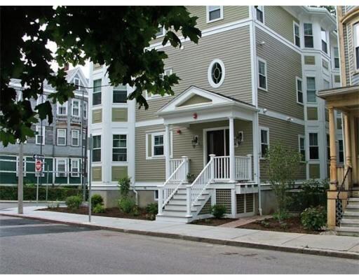 Foto del edificio - 99 Hillside St