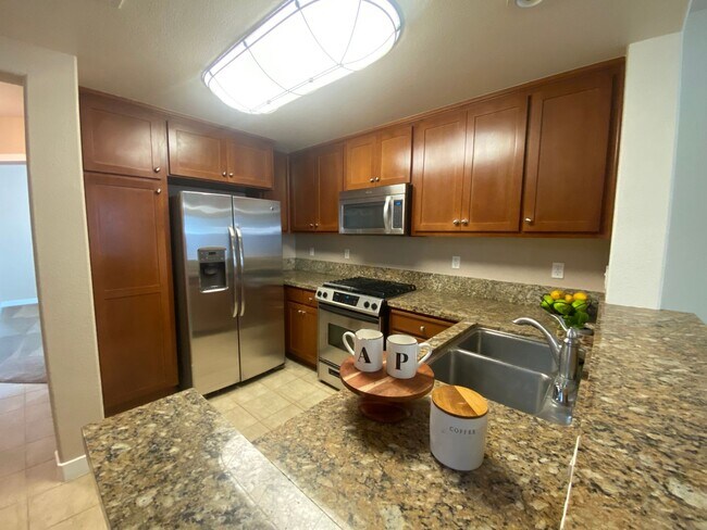 Foto del edificio - Advent - Three Bedroom Three Bathroom Home...