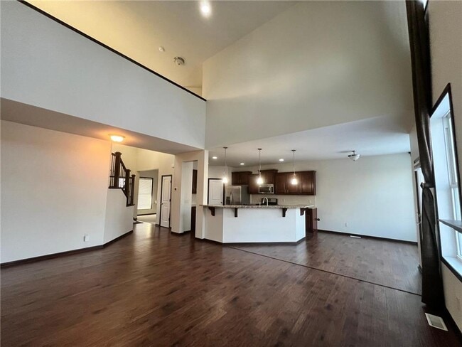 Foto del edificio - 5000 Merrimac Lane North