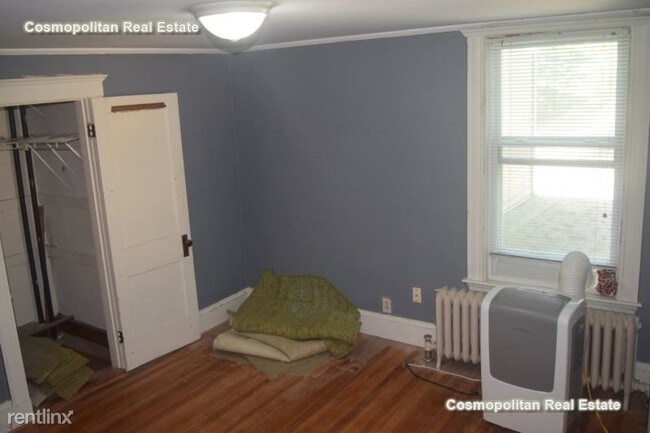 Foto del edificio - 4 br, 2 bath  - 4A Laurel St