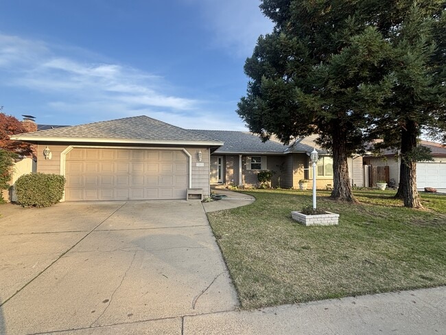 Building Photo - 1408 Seneca Pl