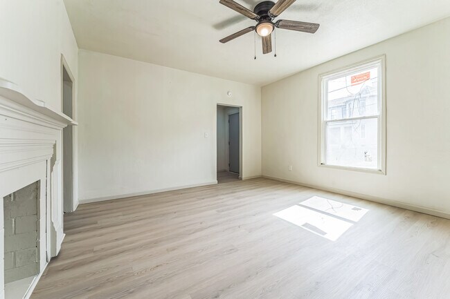 Foto del edificio - 419 Walnut Ave