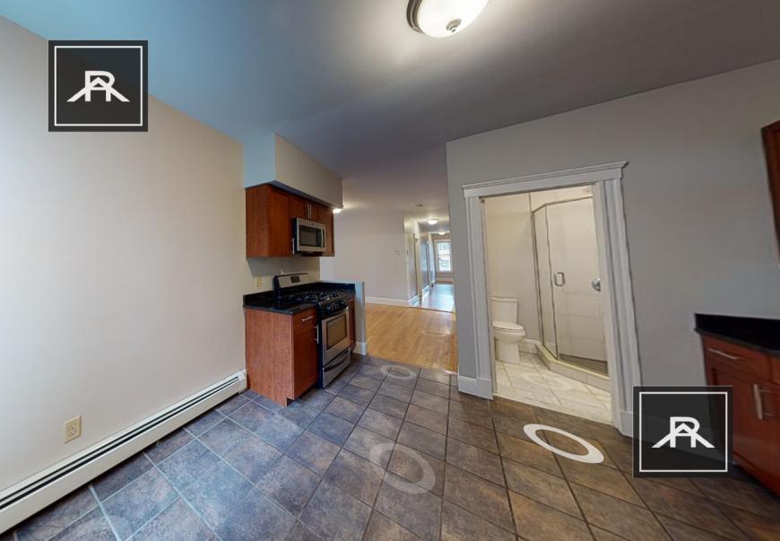 Foto principal - 3 bedroom in Somerville MA 02143