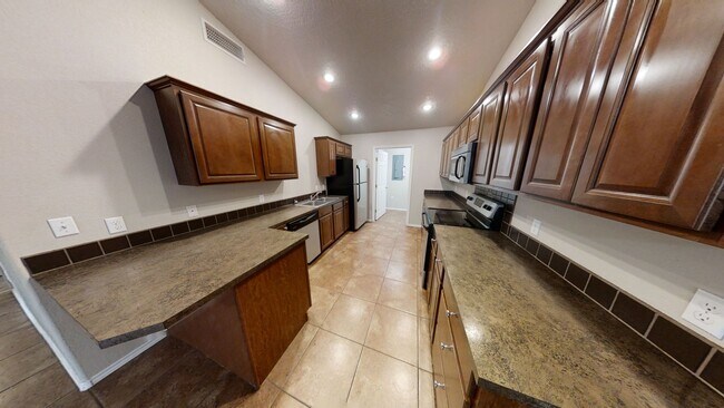 Foto del edificio - 1105 W 15th St