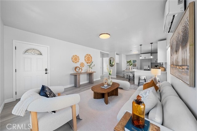 Building Photo - 2461 St Pierre Ave