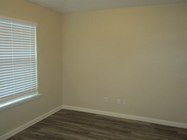 Foto del edificio - 3748 Juliet Leia Cir S