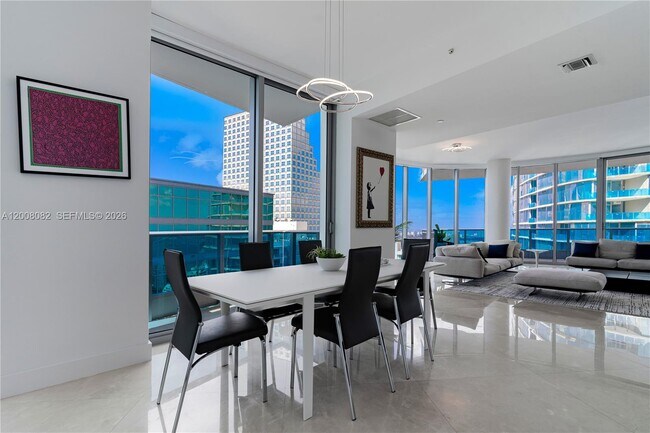 Foto del edificio - 200 Biscayne Blvd Way