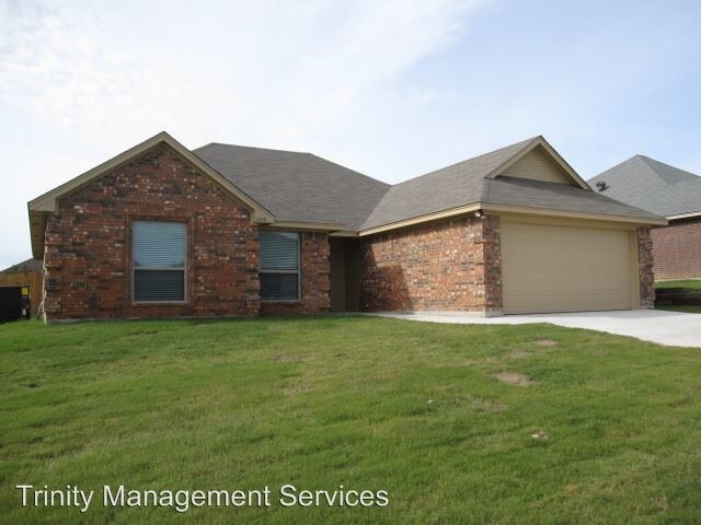 3 Br 2 Bath House 1254 Newcastle Drive For Rent In Primary Photo 3 Br 2 Bath House 1254 Newcastle Drive