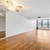 Foto principal - 1522 Whitehall Dr