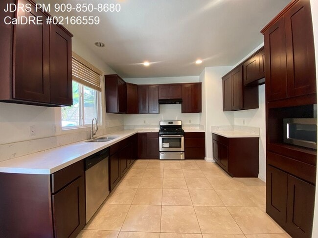 Foto del edificio - West Covina 4 Bedroom Home