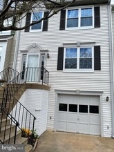 Building Photo - 203 Backridge Ct