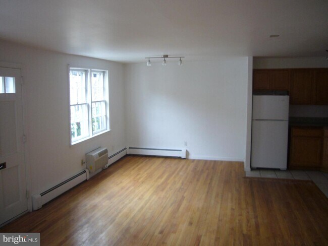 Building Photo - 2 S Brandywine St