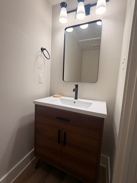 Building Photo - 14 Walnut St NE