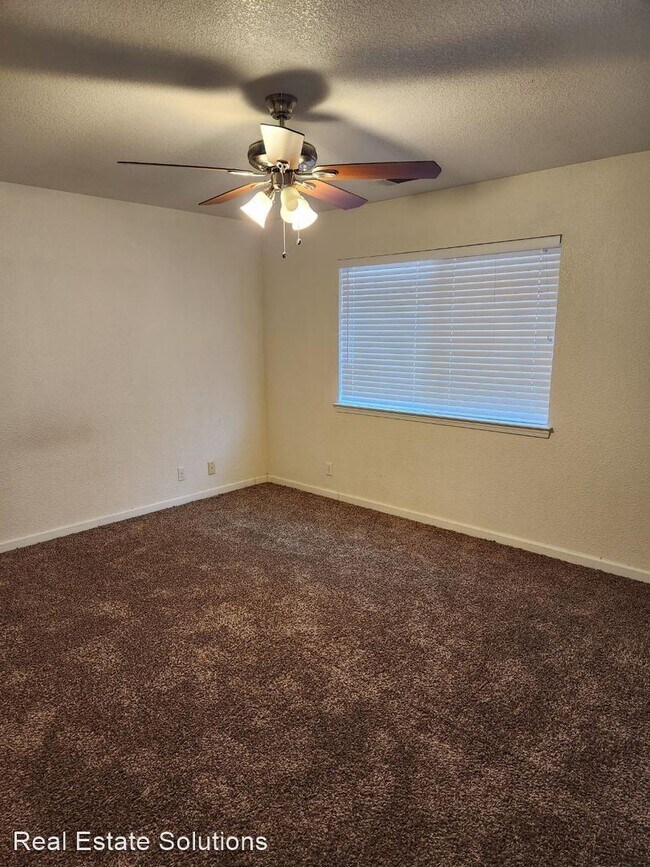 Building Photo - 2 br, 2 bath House - 2351 Ferry Street