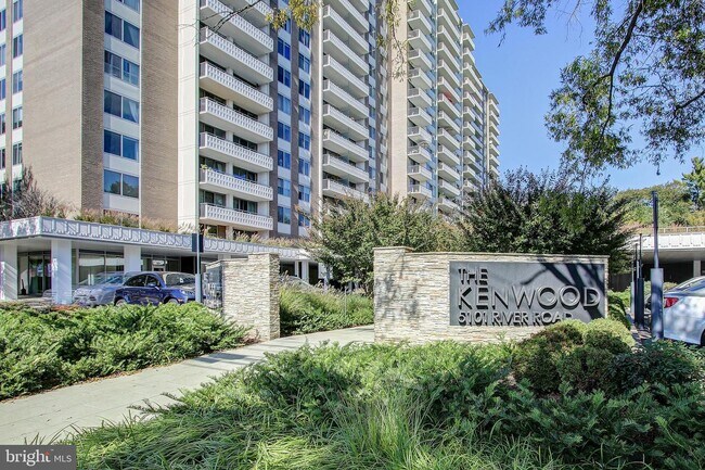 Foto del edificio - 5101 River Rd