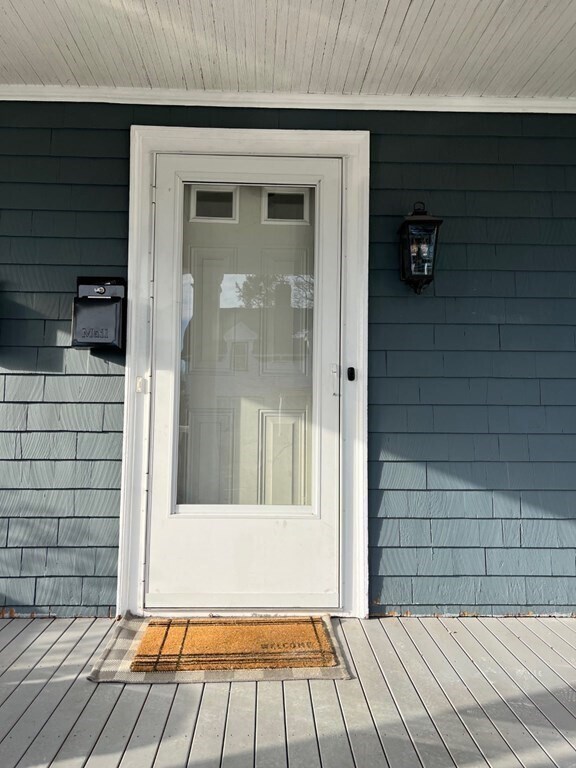 36 Eden St Unit 2, Framingham, MA 01702 Room for Rent in Framingham, MA