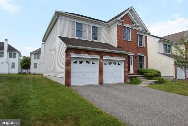 Building Photo - 26 Esterbrook Dr