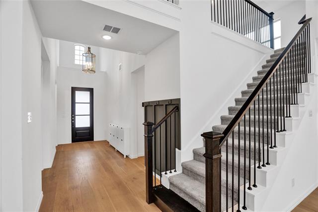 Foto del edificio - 545 Oakmoss St