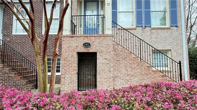 Foto del edificio - 981 Pearl Point NE