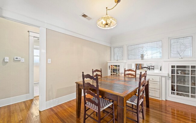 Foto del edificio - 4193 Fourth Ave