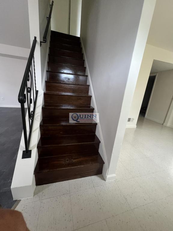 Foto del edificio - 32 Willow Ct