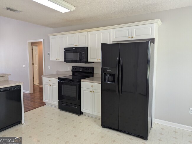Foto del edificio - 22 Hidden Creek Dr