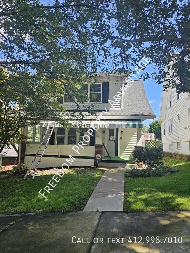 Foto del edificio - 462 McKinley Ave