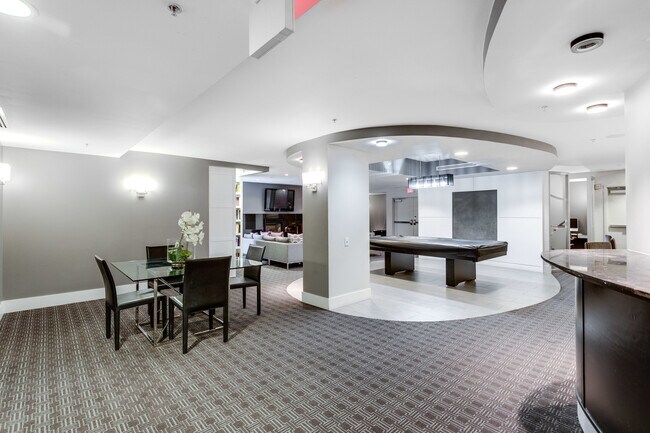 Salón de fiestas - 1111 Oronoco St