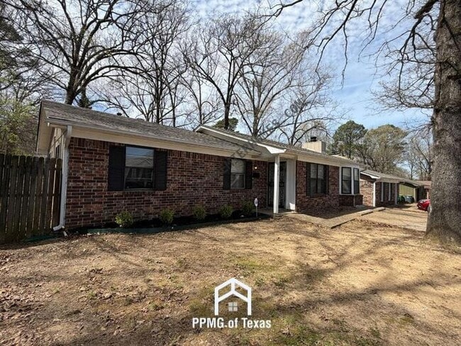 Foto del edificio - 6120 Butler Rd