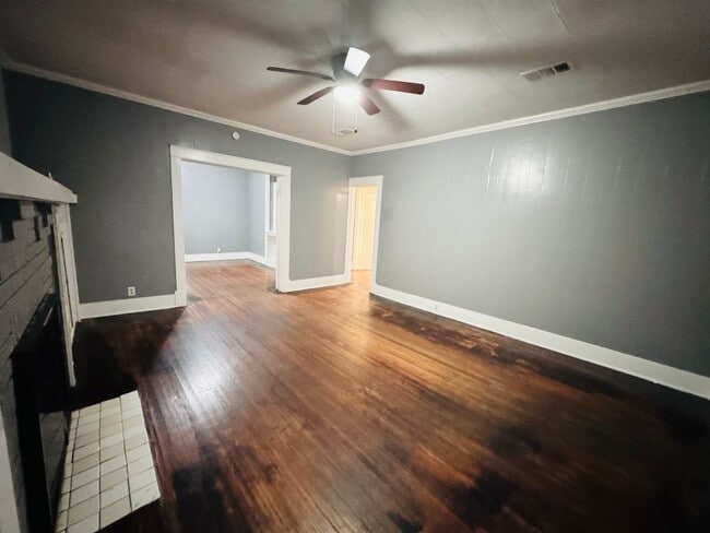 Building Photo - 3648 Evangeline St