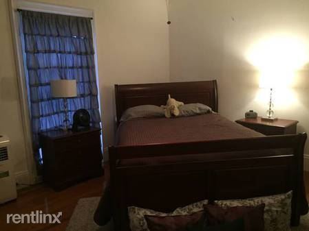 Building Photo - 68 Chestnut St