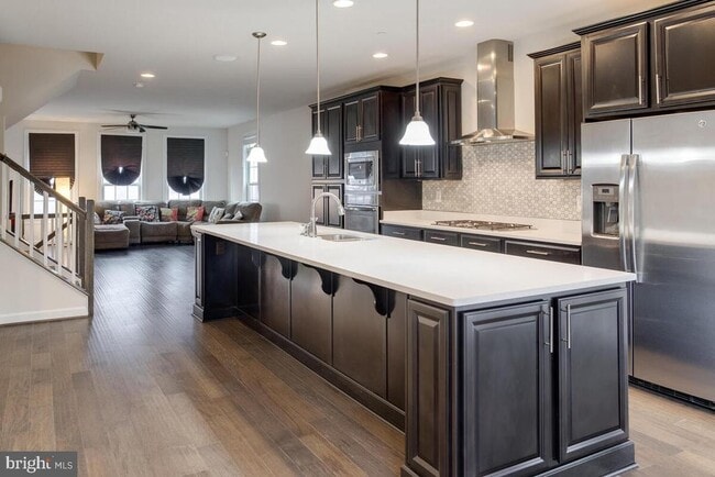 Building Photo - 2740 Prospect Hill Dr