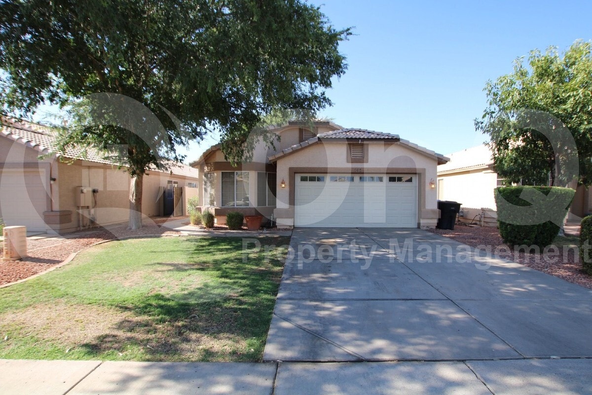 Photo - 142 West Smoke Tree Road