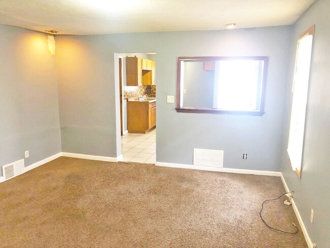 Building Photo - 7815 Jeffries Ave