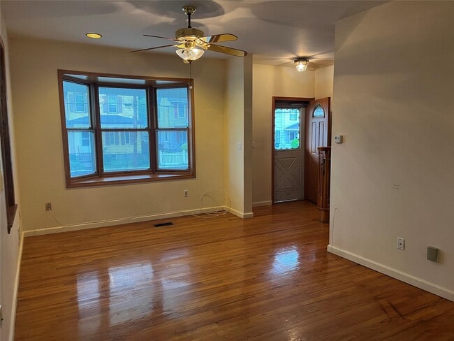 Building Photo - 20 Demarest Ave