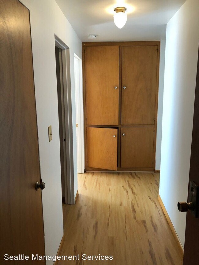 Foto del edificio - 500 NE 65th St