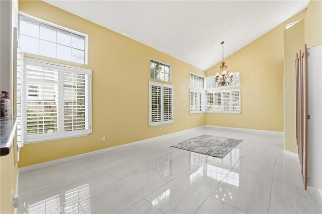 Building Photo - 13776 Monteverde Dr