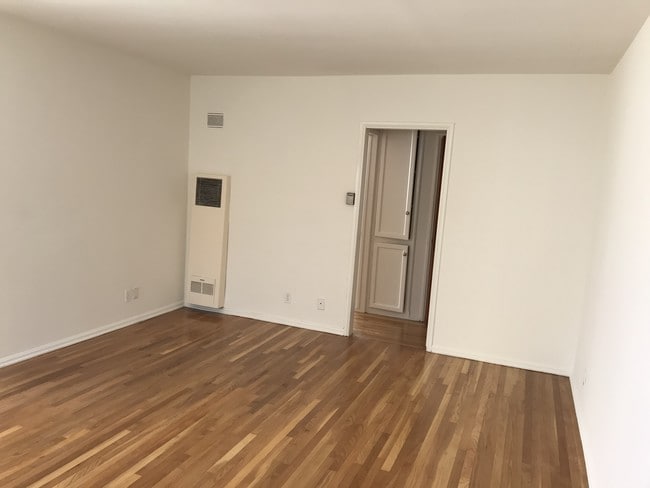 Livingroom - 1428 N Curson Ave