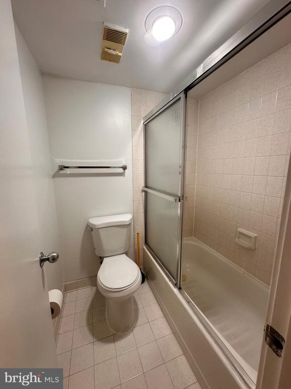 Building Photo - 5505 Seminary Rd