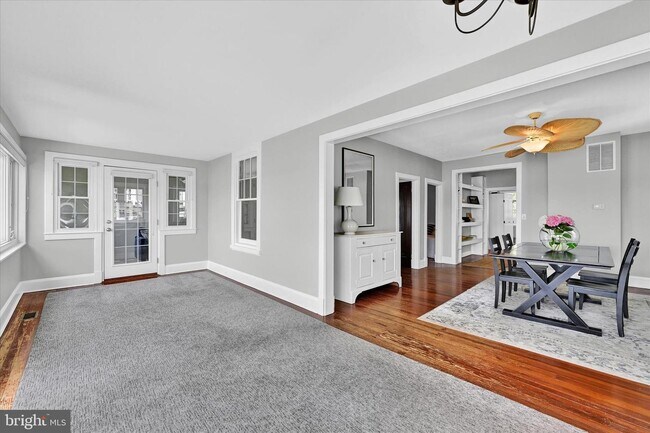 Foto del edificio - 1919 Wilson Point Rd