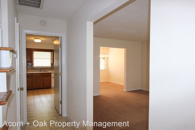 Building Photo - 3 br, 2.5 bath House - 2340 Champion Court