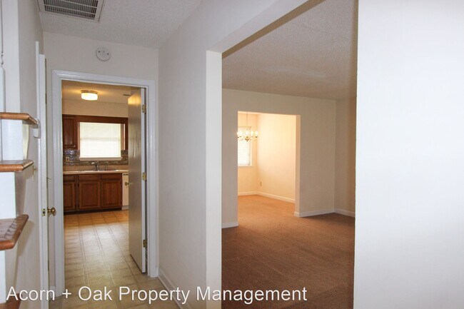Foto del edificio - 3 br, 2.5 bath House - 2340 Champion Court